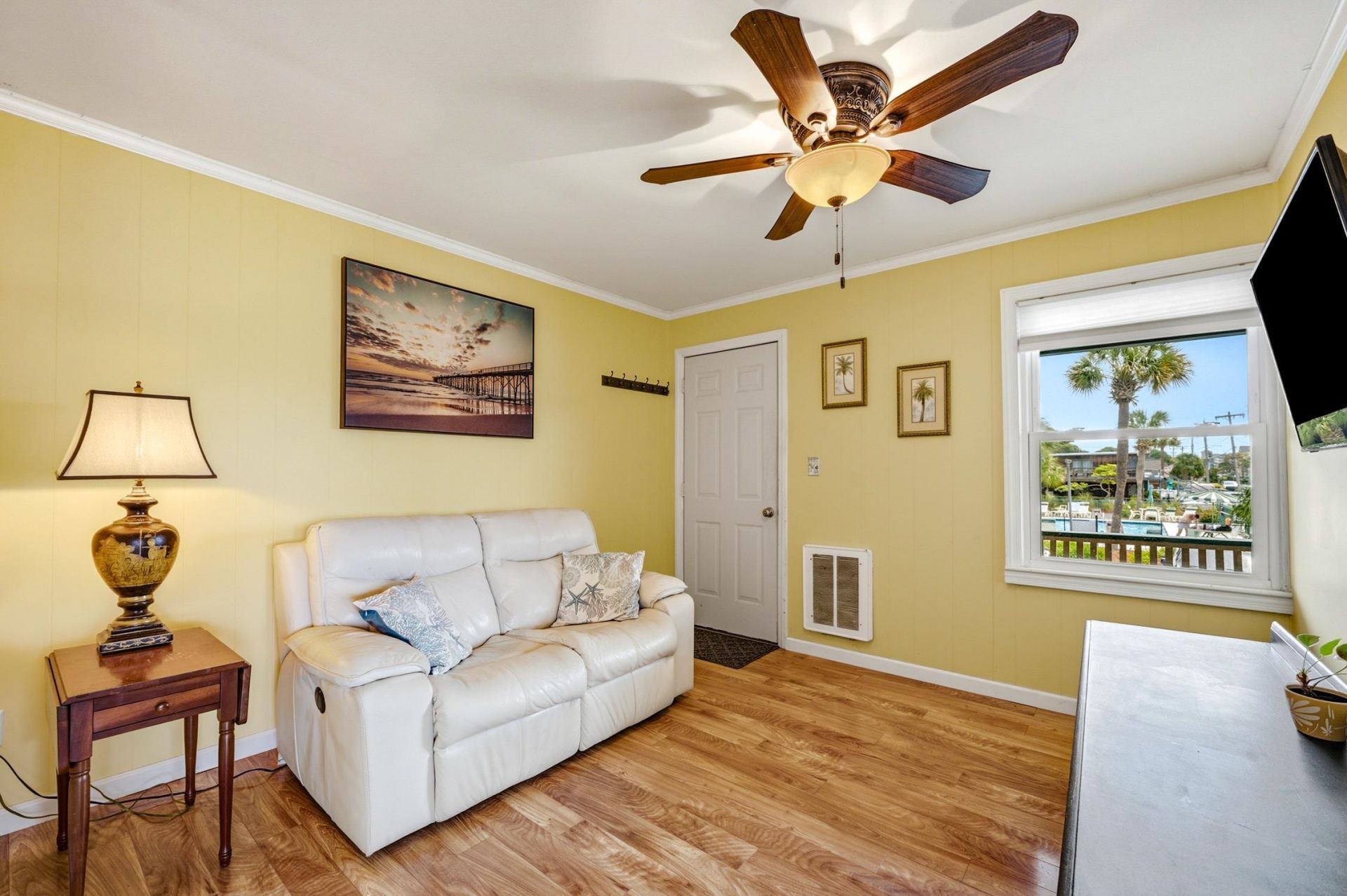 4516 Seaview St. Photo 22