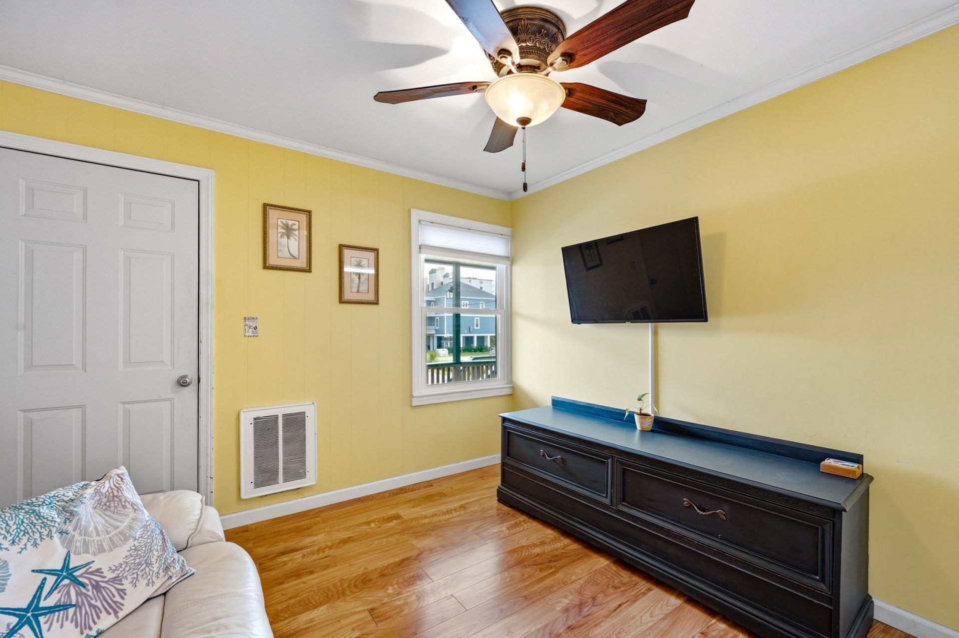 4516 Seaview St. Photo 23