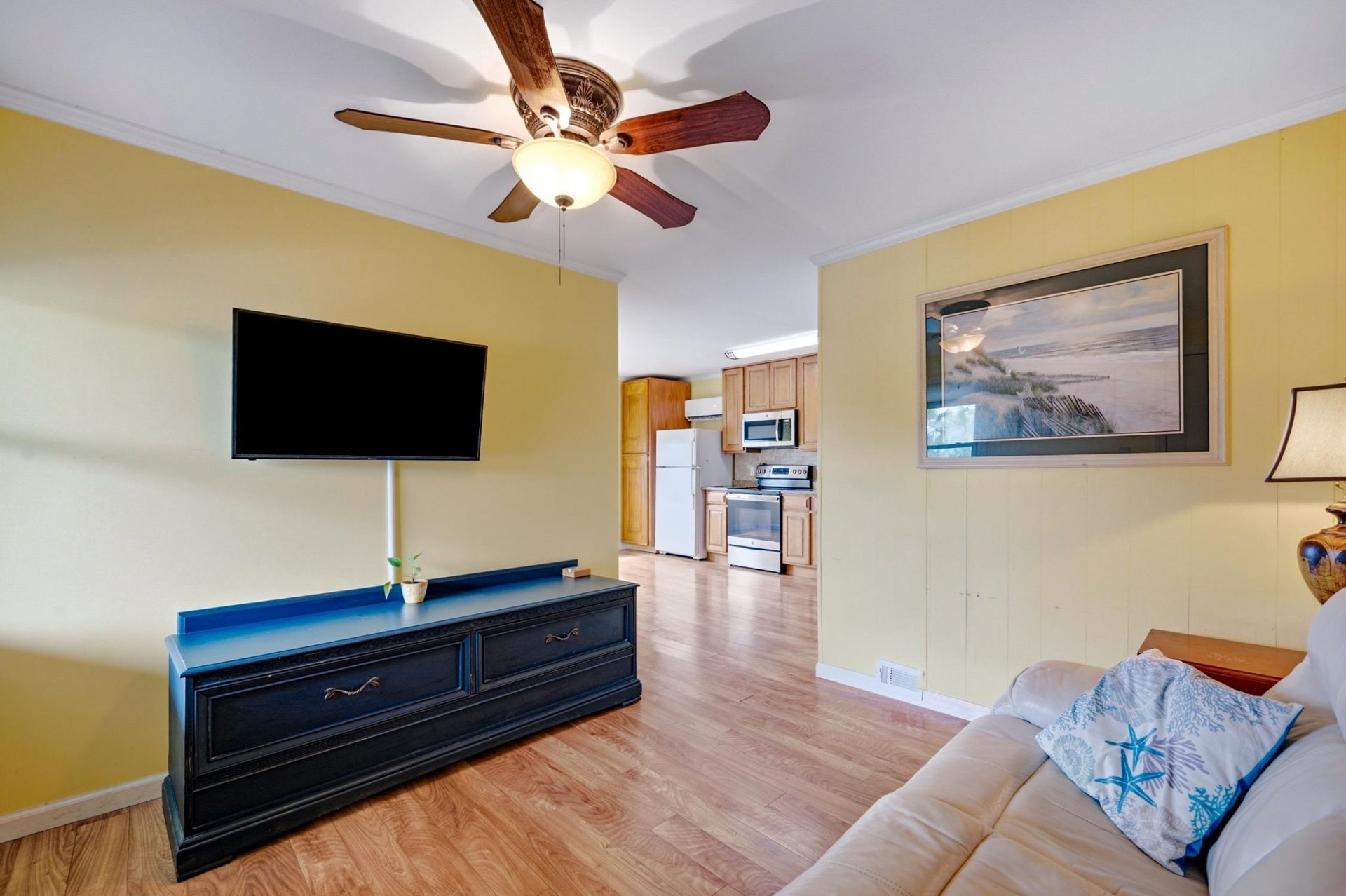 4516 Seaview St. Photo 25
