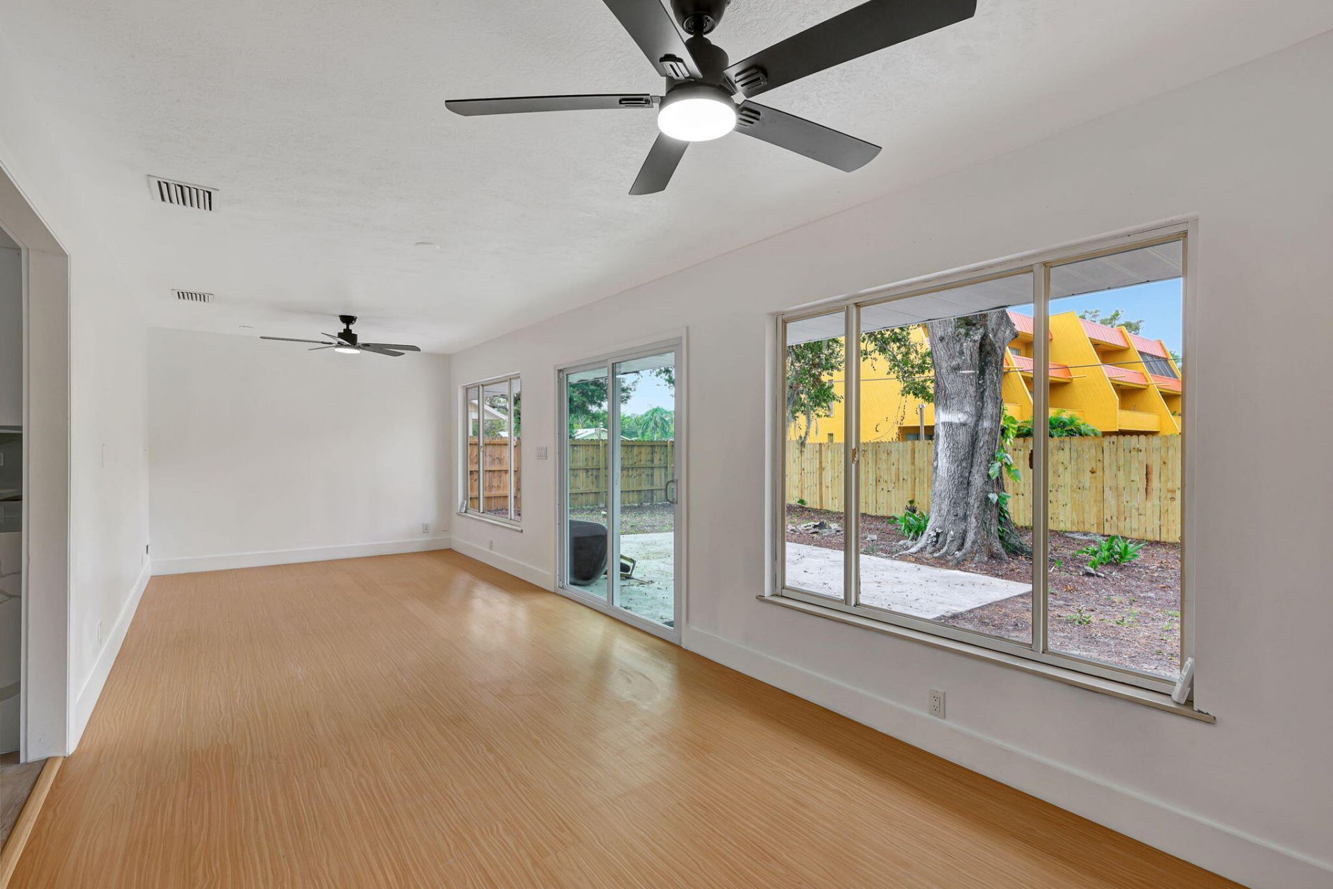 1825 39th Avenue, Vero Beach, FL 32960 Photo