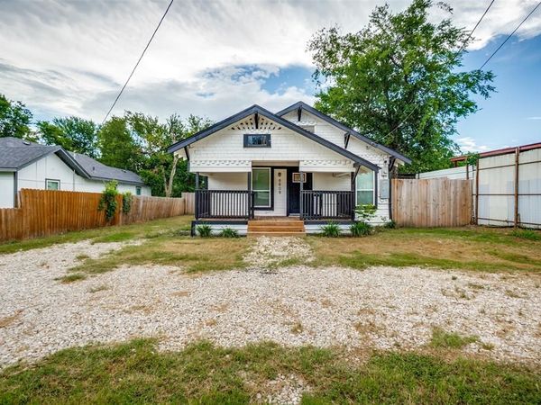 8808 Old Homestead Drive , Dallas, TX 75217