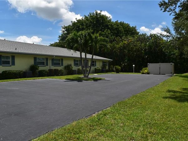 6801 Lake McGregor CIR, FORT MYERS, FL 33919
