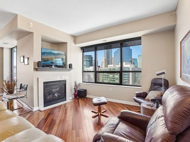 500 E Grant Street, Unit 1902, Minneapolis, MN 55404