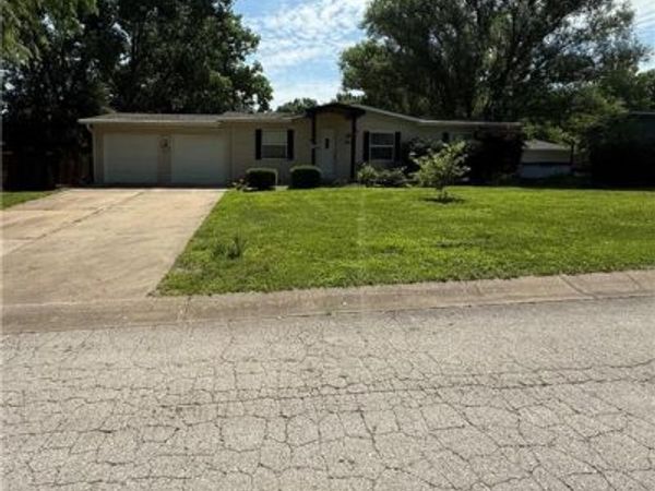 193 SE 51st Road, Warrensburg, MO 64093