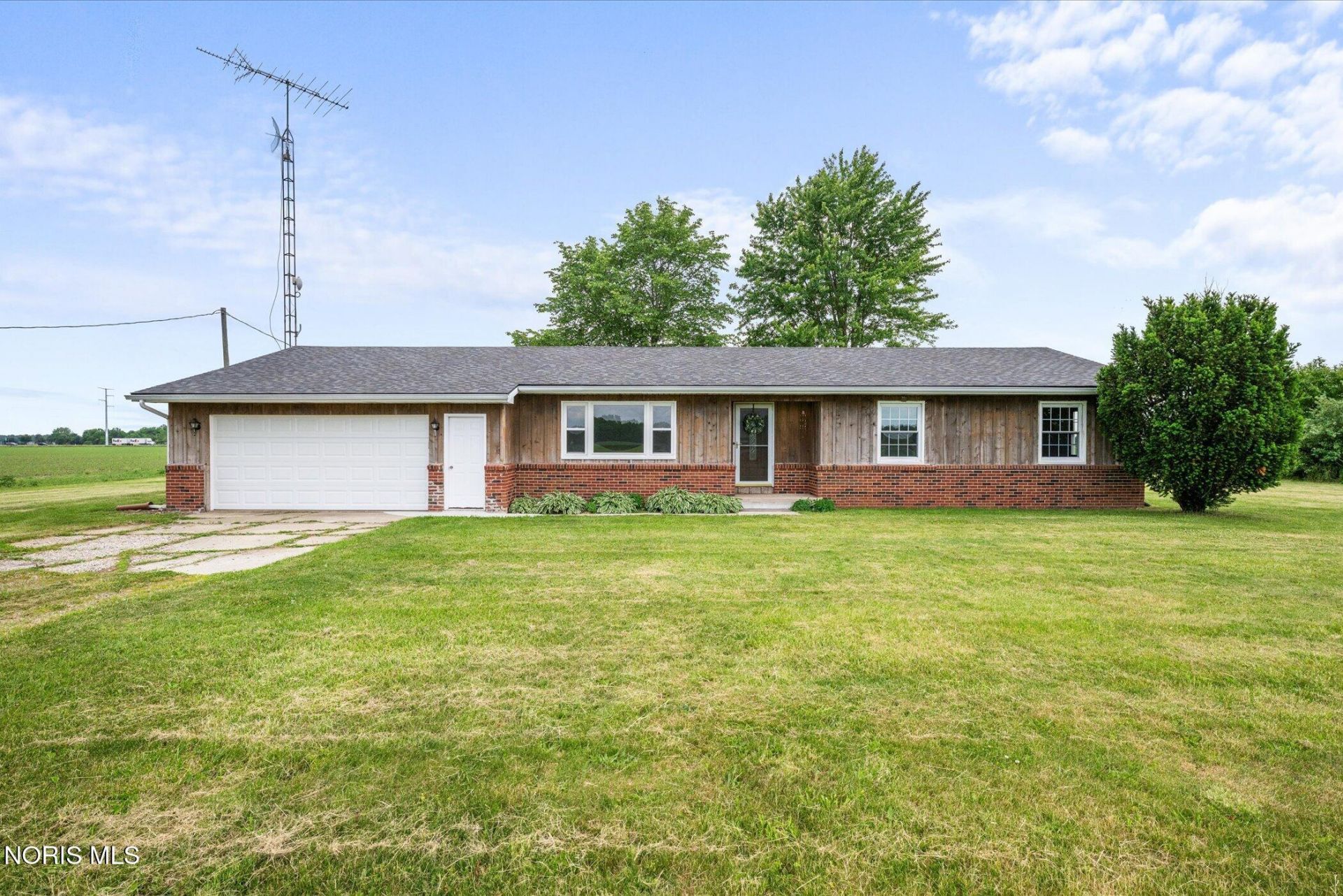 3491 County Road J, Swanton, OH 43558 Main Photo