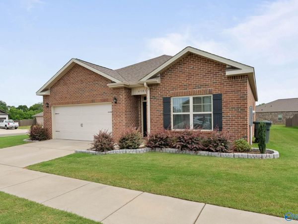 6583 Moon Crest Lane NW, Huntsville, AL 35806