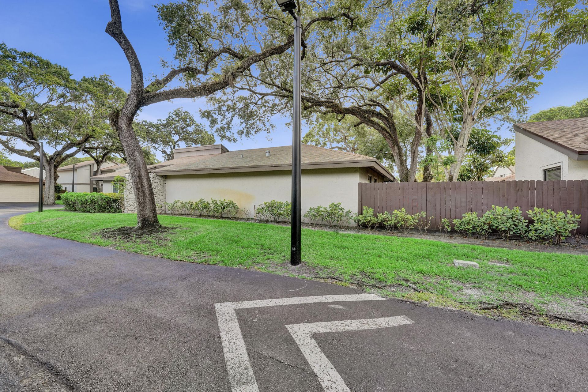 4108 N 49th Avenue, Unit 4108, Hollywood, FL 33021 Photo