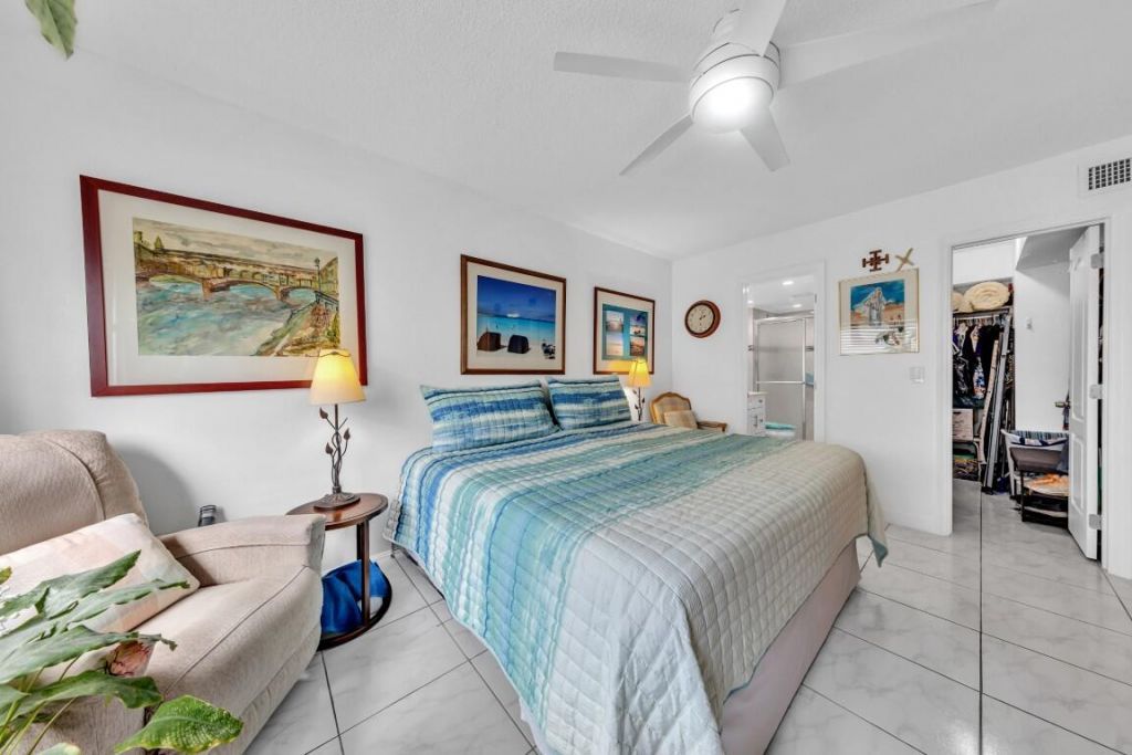 580 Egret Drive, Unit 121, Hallandale Beach, FL 33009 Photo