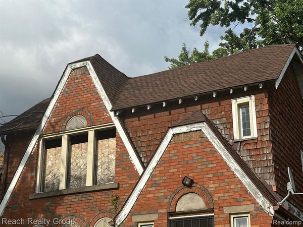 13614 MEYERS Road , Detroit, MI 48227