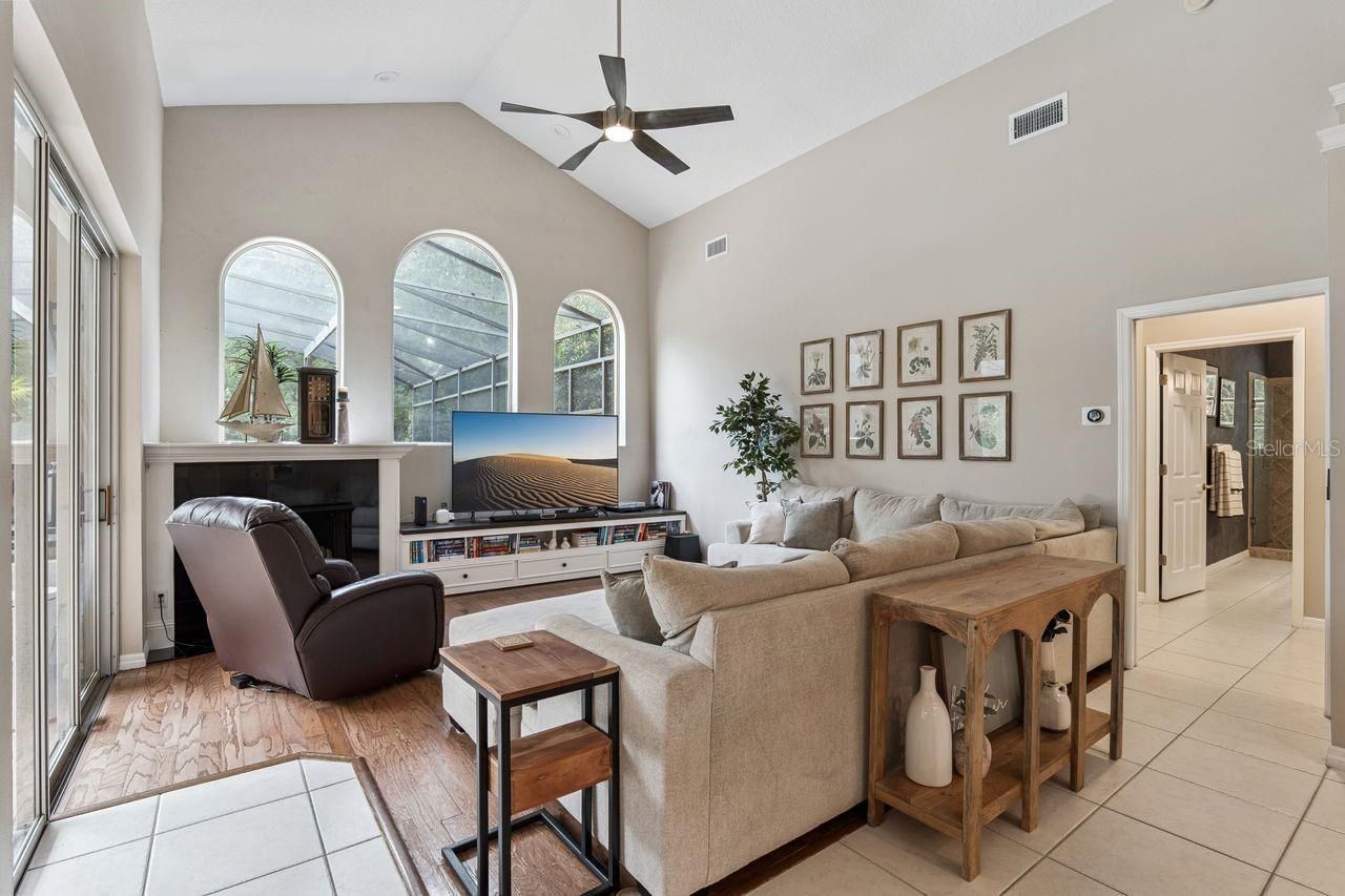 409 Almeria Court , Winter Springs, FL 32708 Photo