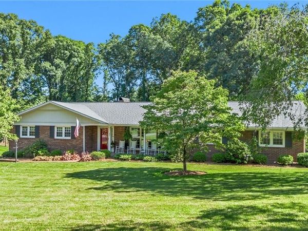 350 Laurelwood Drive , Wilkesboro, NC 28697