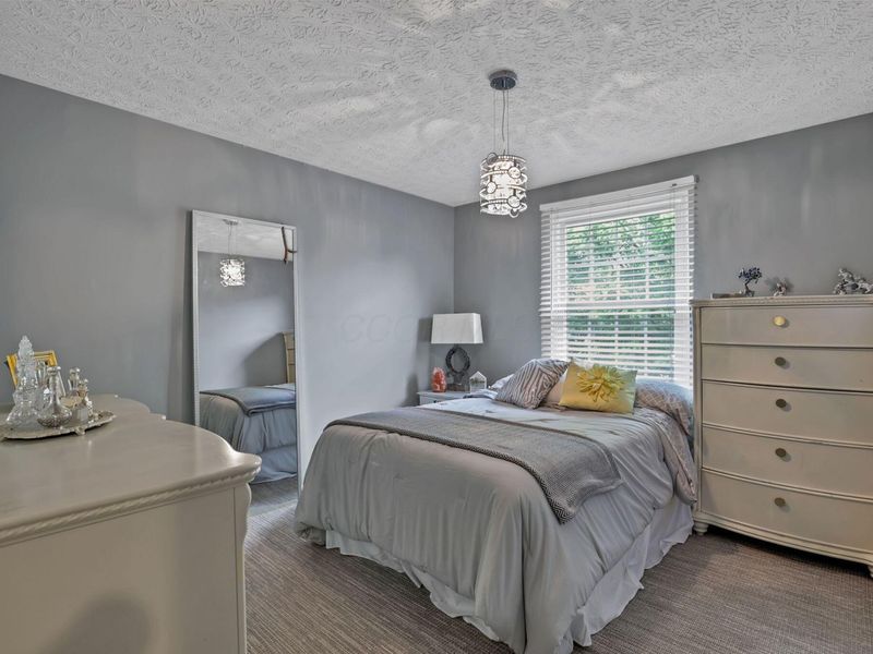 3647 Dinsmore Castle Drive, Columbus, OH 43221 Photo 18
