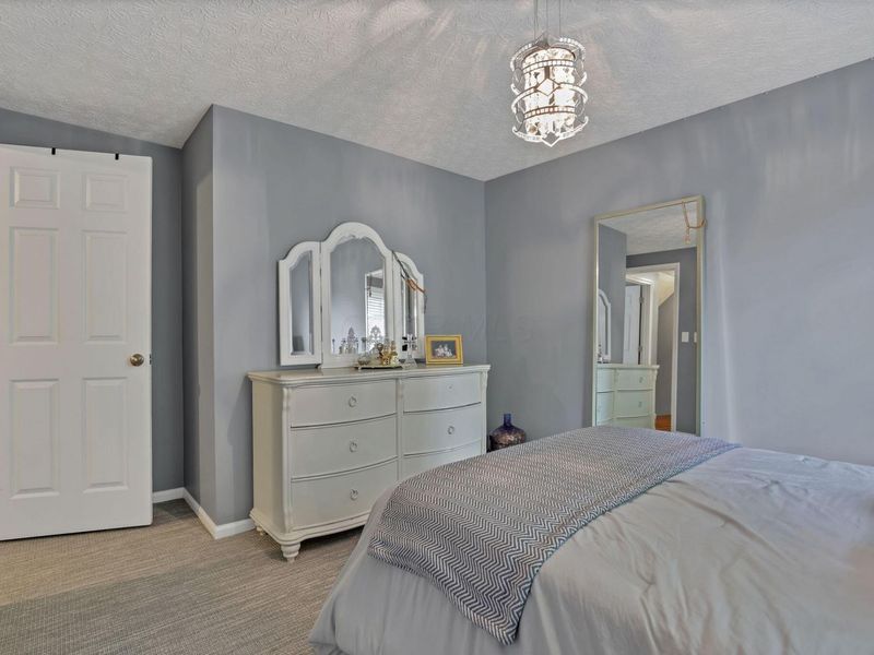 3647 Dinsmore Castle Drive, Columbus, OH 43221 Photo 19
