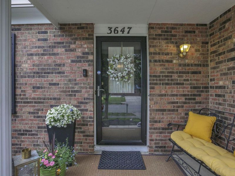 3647 Dinsmore Castle Drive, Columbus, OH 43221 Photo 5