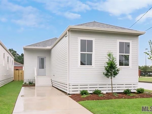 701 BEHRMAN Avenue , New Orleans, LA 70114