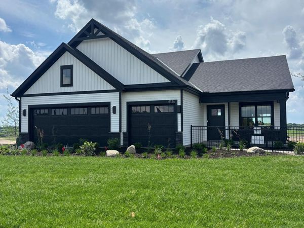 4111 Ramsay Way , Waconia, MN 55387