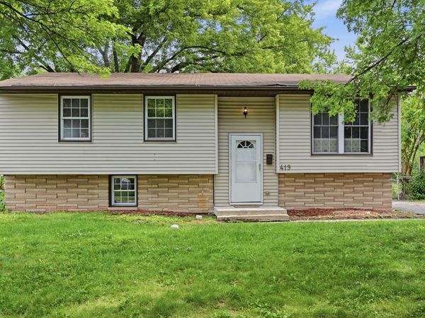 419 E Maple Drive , Glenwood, IL 60425
