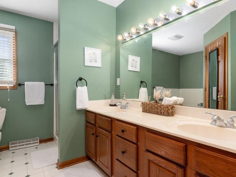 2098 Heidi Way, Newark, OH 43055 Photo 27