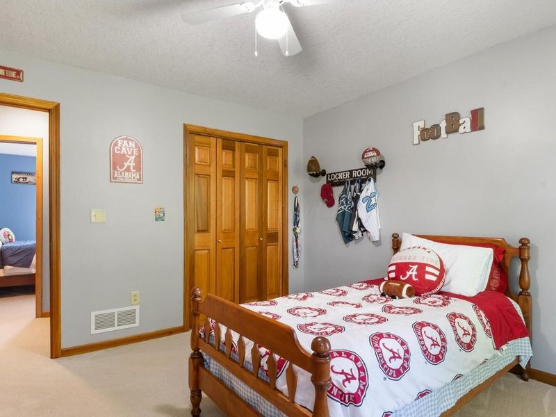 2098 Heidi Way, Newark, OH 43055 Photo 34