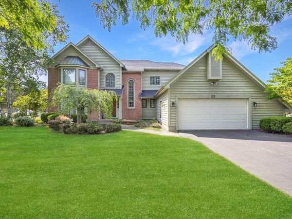 23 Wakecliffe Drive , Rochester, NY 14616