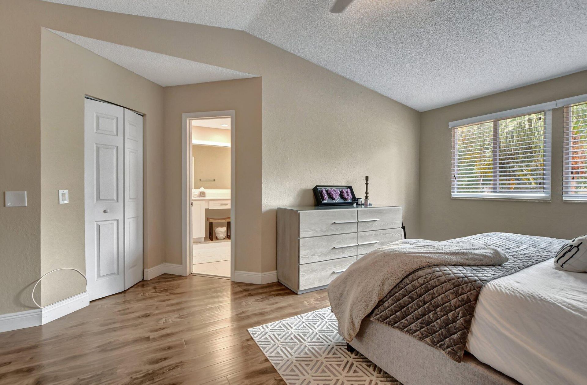 6682 Via Regina, Boca Raton, FL 33433 Photo