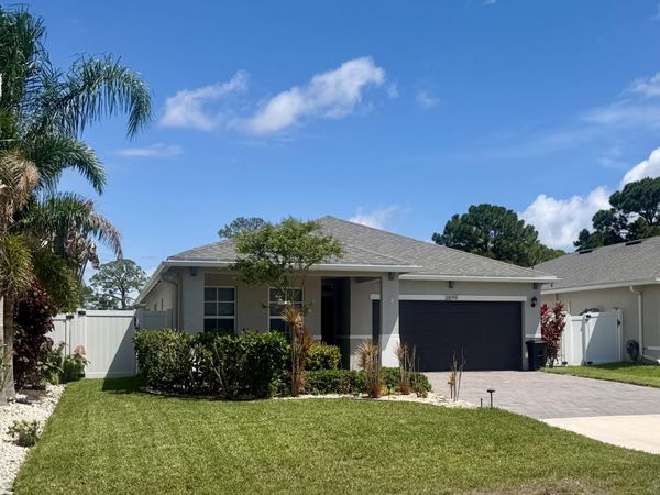 3899 SE Lee Street, Stuart, FL 34997