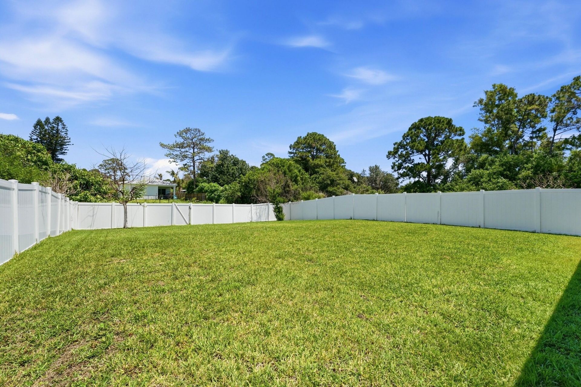 3899 SE Lee Street, Stuart, FL 34997 Photo