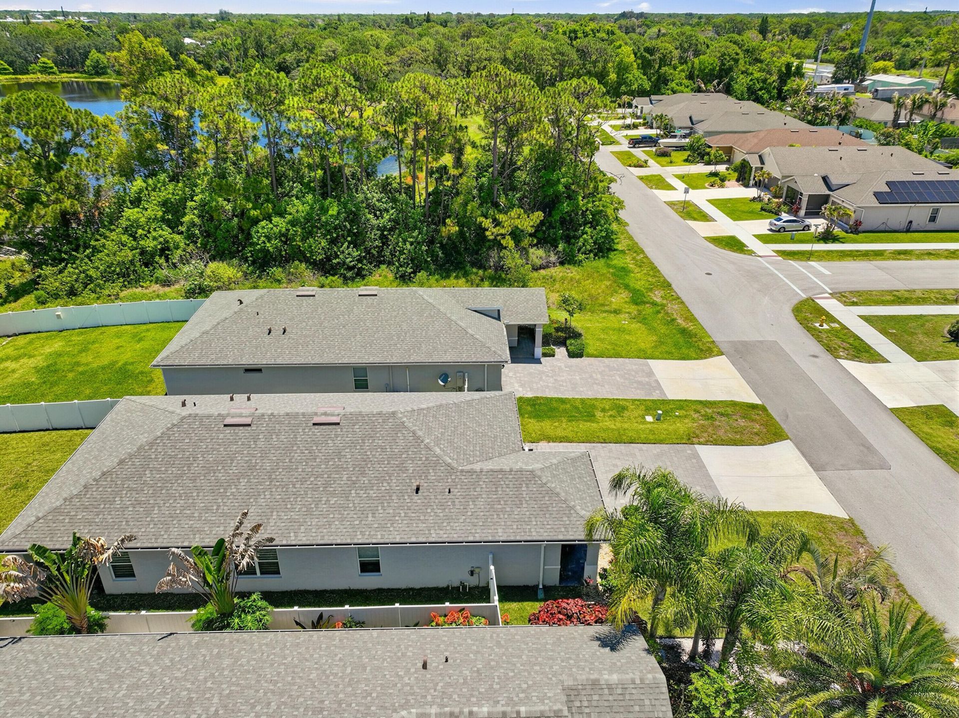 3899 SE Lee Street, Stuart, FL 34997 Photo