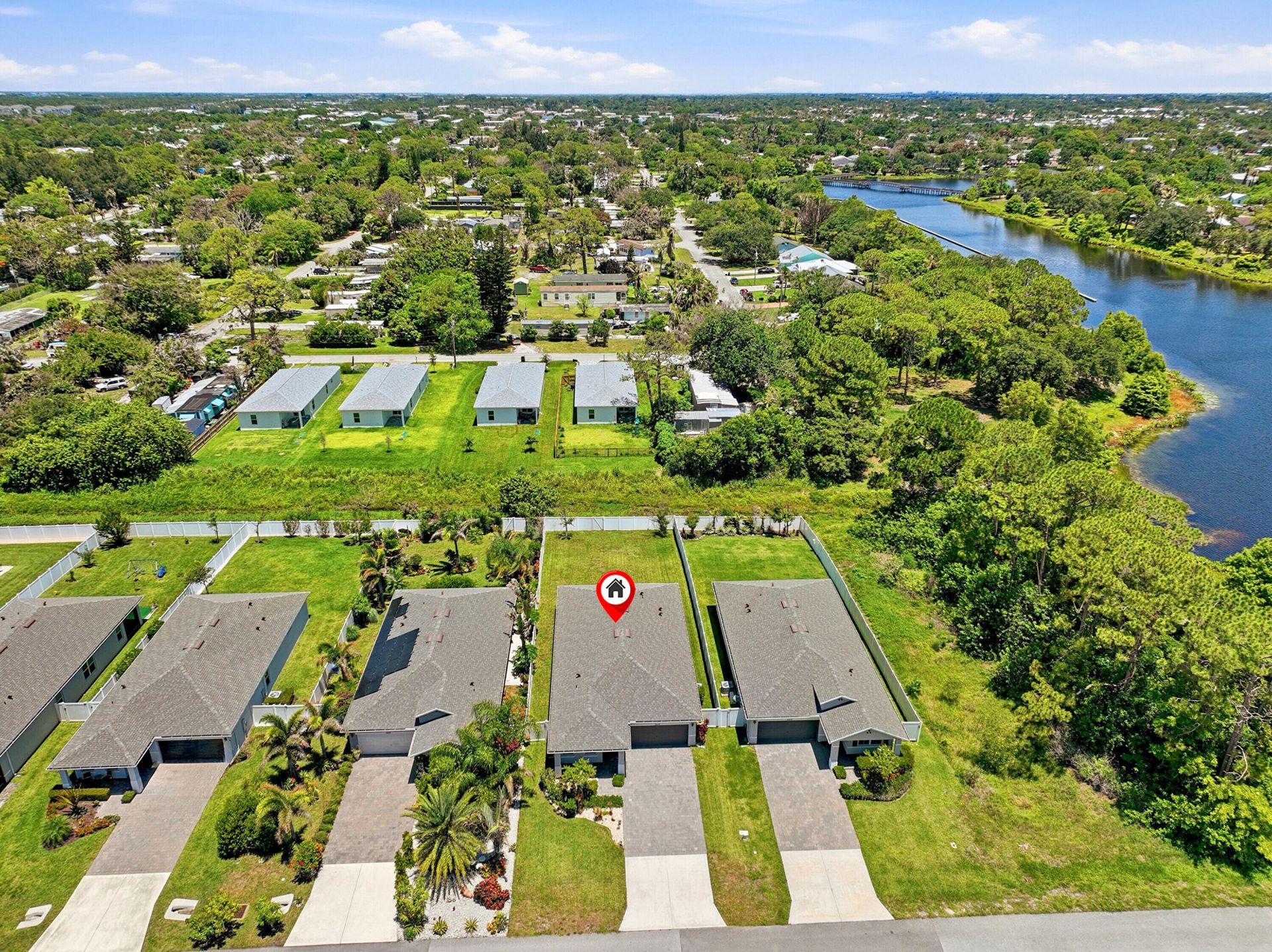 3899 SE Lee Street, Stuart, FL 34997 Photo