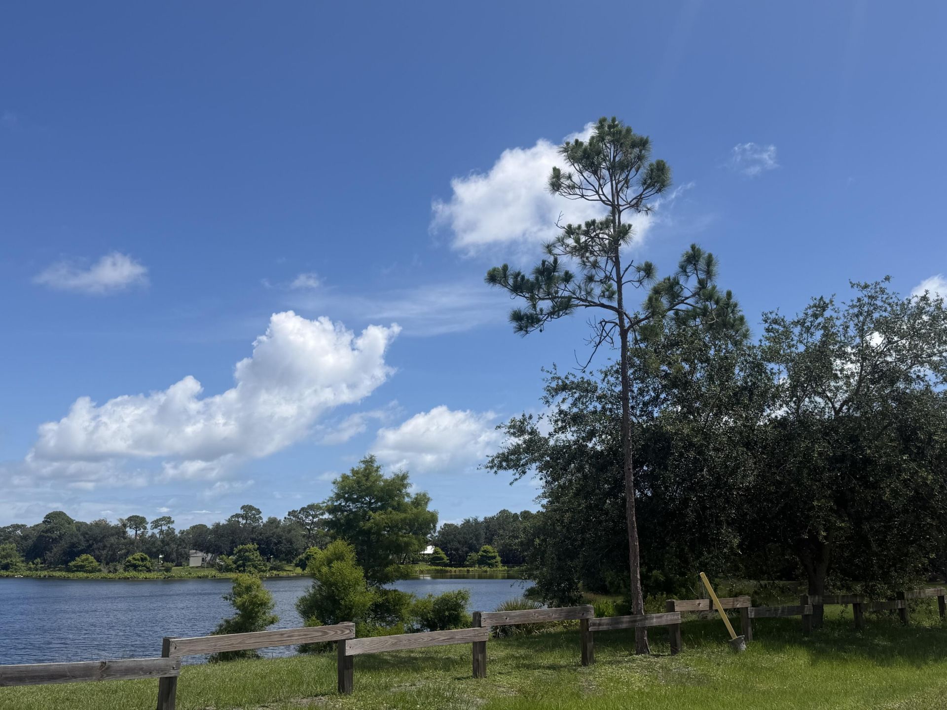 3899 SE Lee Street, Stuart, FL 34997 Photo