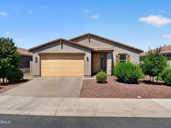 36810 N Camarillo Drive, San Tan Valley, AZ 85140