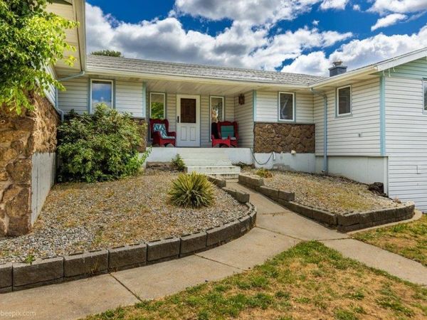 2105 W Borden Rd, Spokane, WA 99224