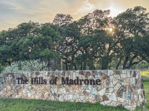 3513 N Us Highway 281, Blanco, TX 78606