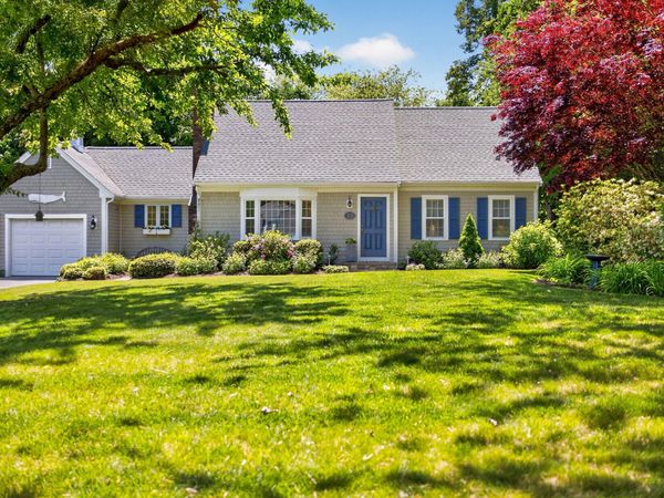 25 Joyce Anne Road, Centerville, MA 02632
