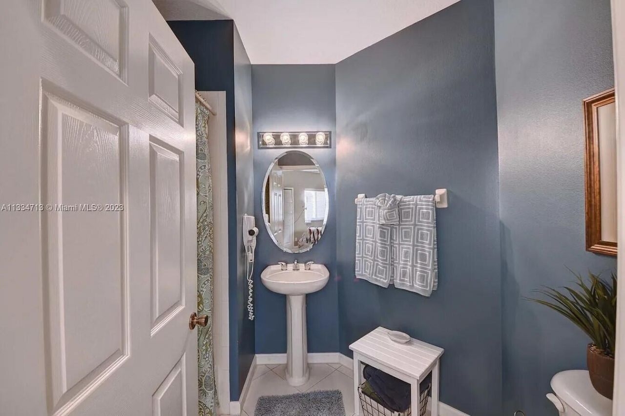 8910 Sandshot Court, Unit 5123, Port Saint Lucie, FL 34986 Photo