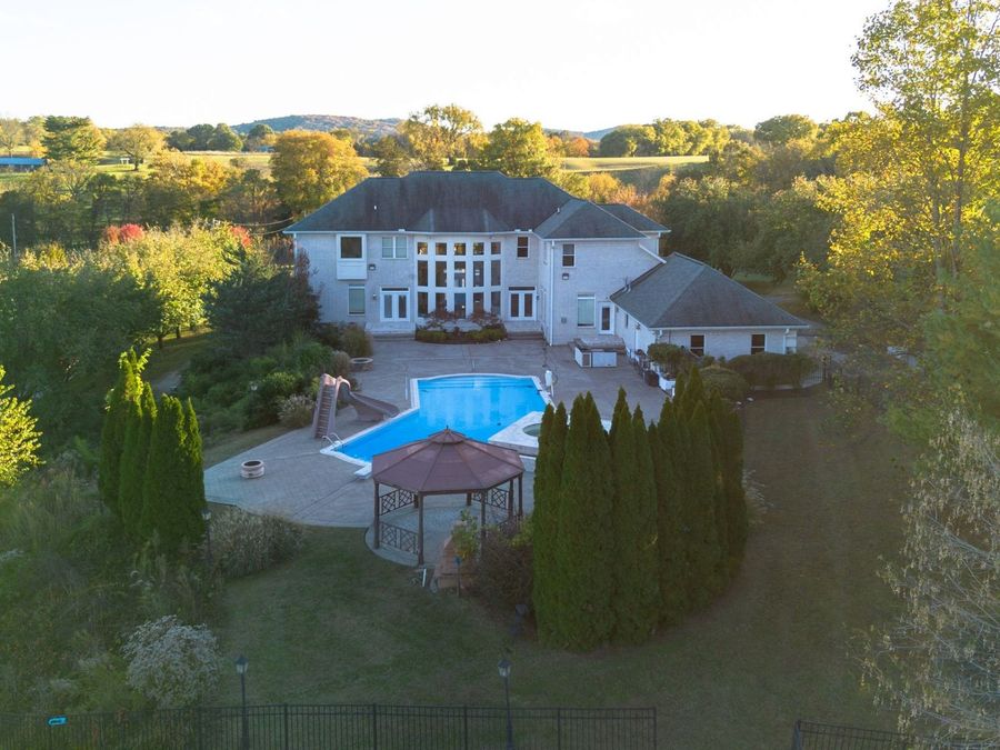 Property Image 95