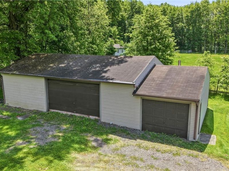 2258 Howland Wilson Road, Cortland, OH 44410 Photo 13
