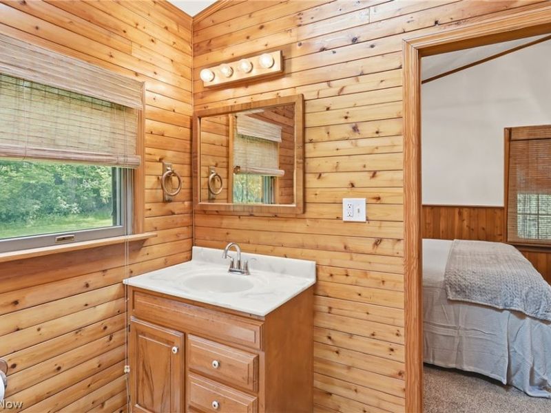 2258 Howland Wilson Road, Cortland, OH 44410 Photo 33