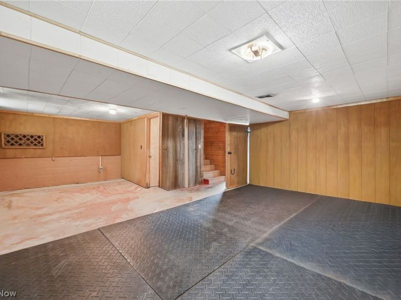 2258 Howland Wilson Road, Cortland, OH 44410 Photo 46