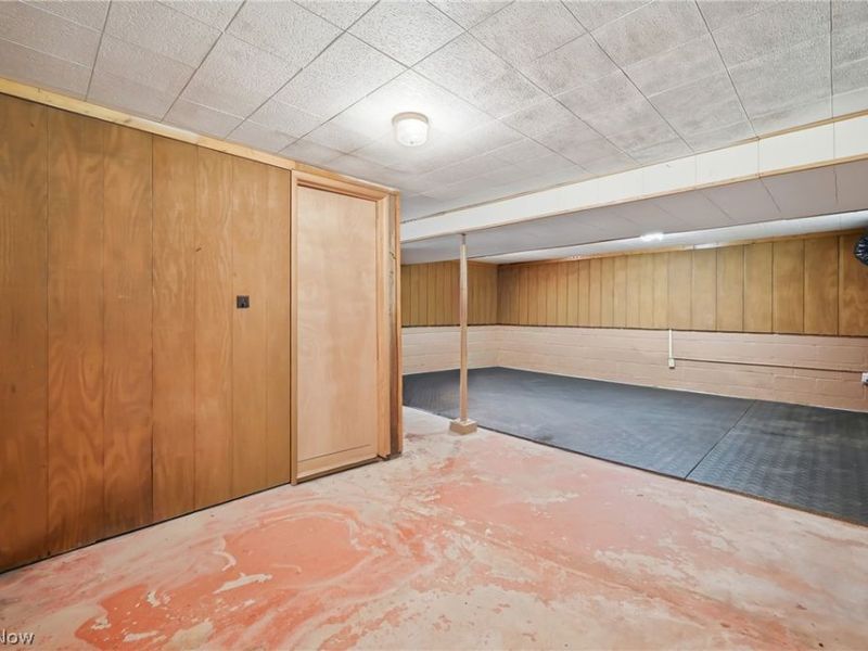 2258 Howland Wilson Road, Cortland, OH 44410 Photo 47