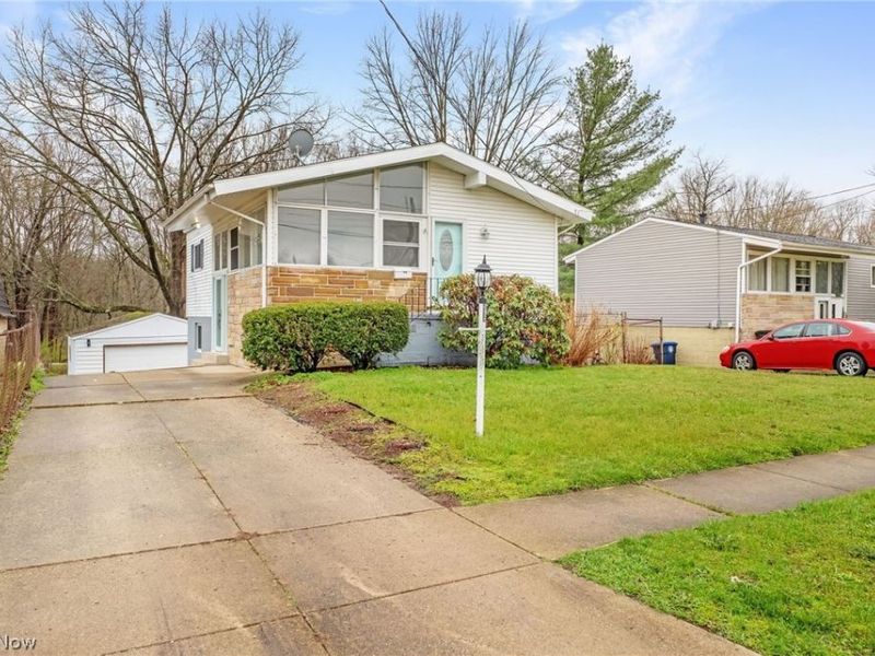 1332 Carnegie Avenue, Akron, OH 44314 Photo 2