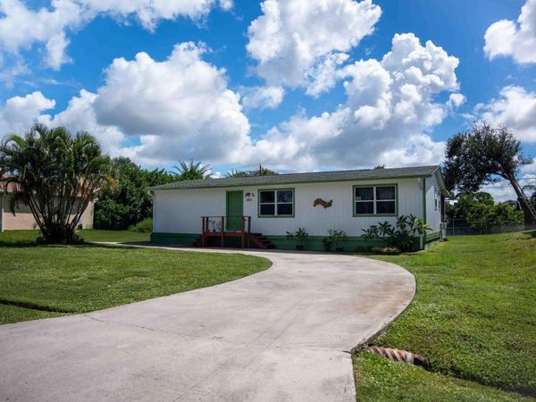 1881 SE Manth Lane, Port St. Lucie, FL 34983