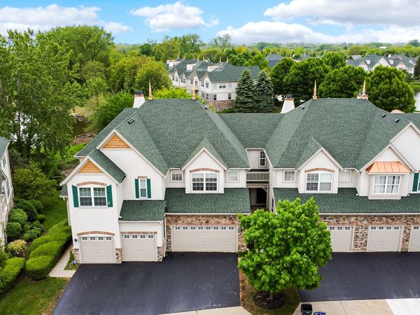 439 Bay Tree Circle, Vernon Hills, IL 60061