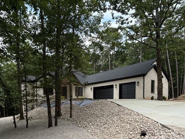 4 Zafra Lane , Hot Springs Village, AR 71909