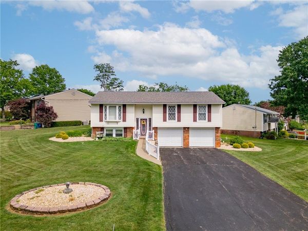 566 Sautter Dr , Crescent, PA 15046