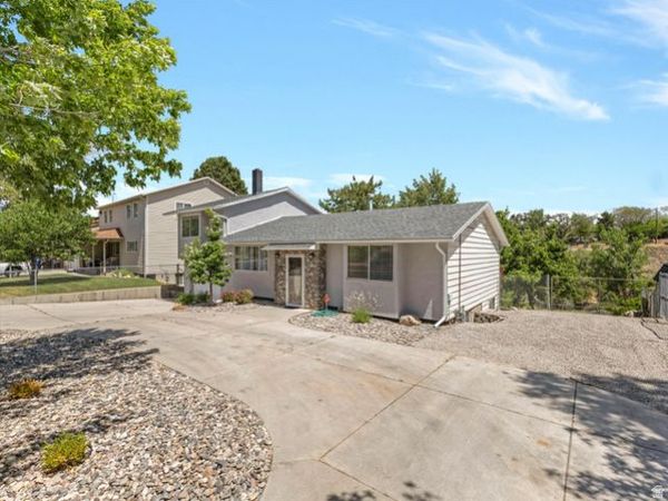 1005 E VIOLET DR S, Sandy, UT 84094