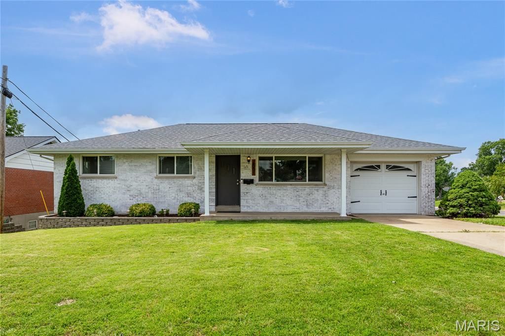 2501 Reav Tel Court , Mehlville, MO 63125 Main Photo