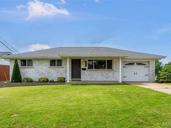 2501 Reav Tel Court , Mehlville, MO 63125