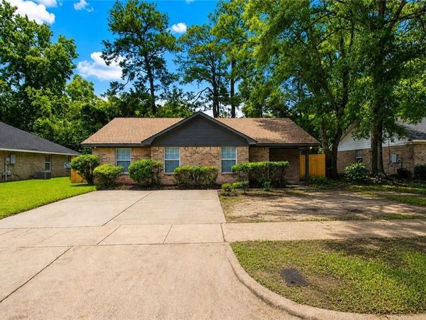 2524 Oakmont Court, Mobile, AL 36605