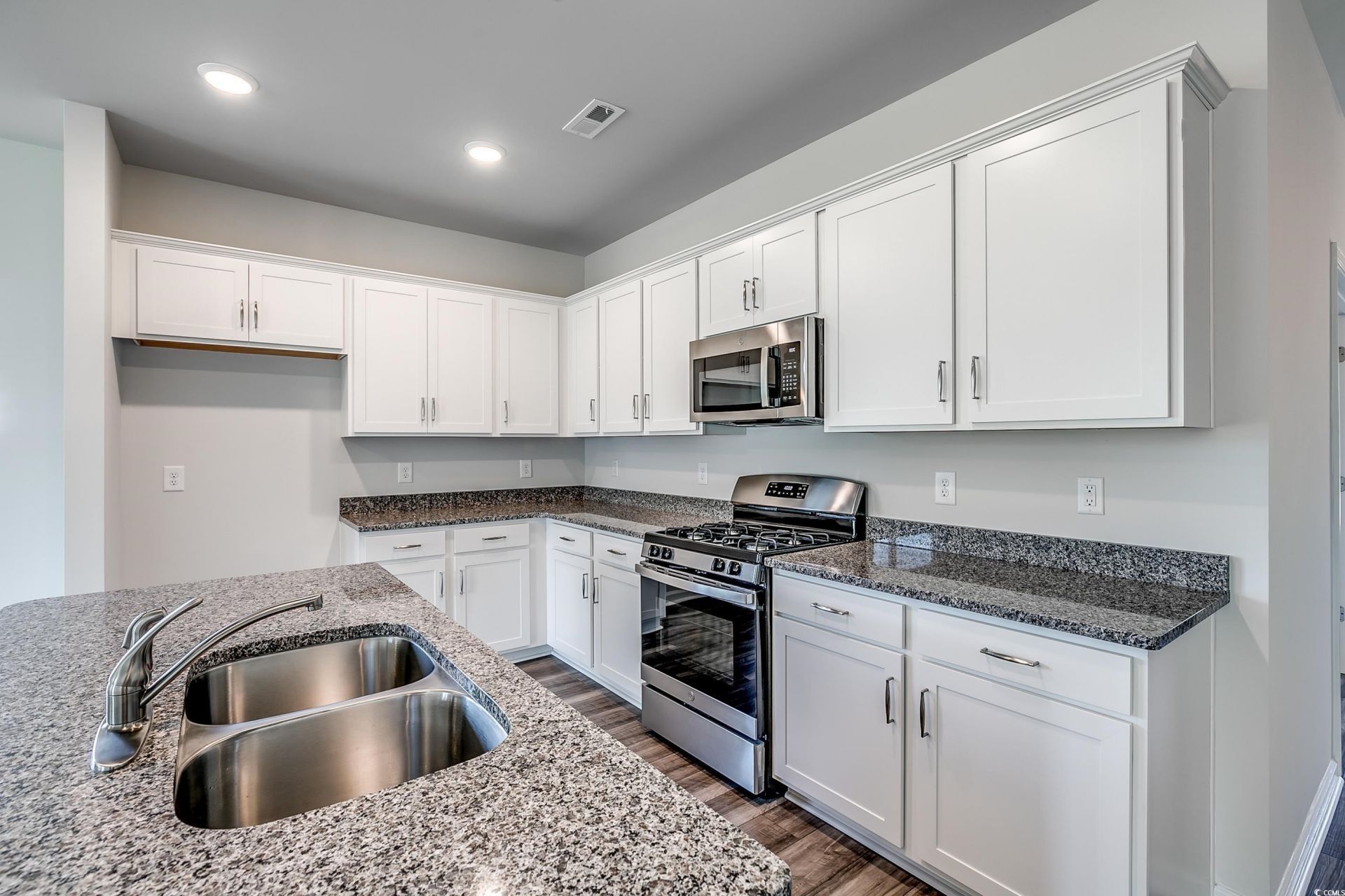 420 Atamasco Ct.  Photo 4
